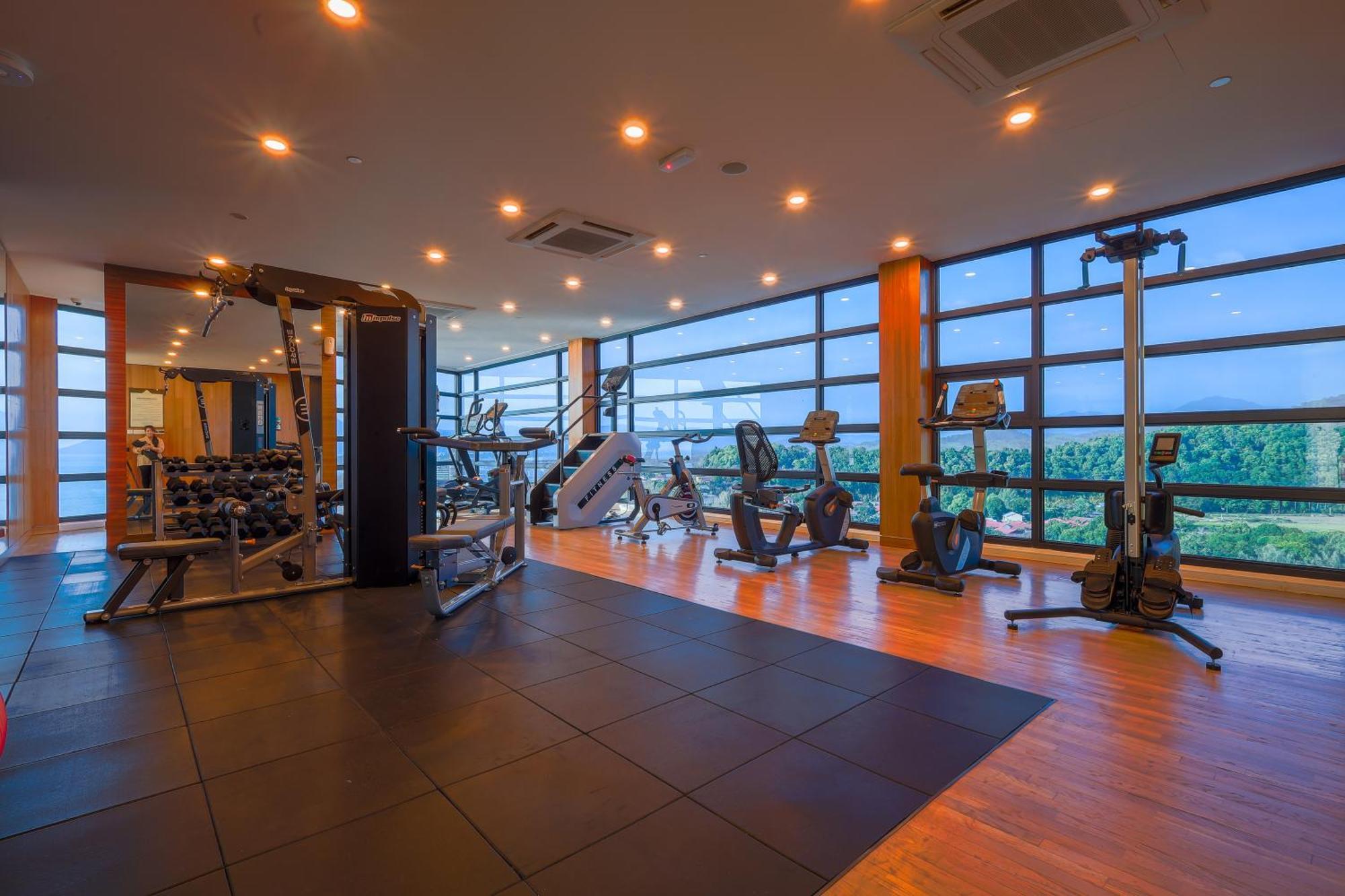 The Riyaz Lavanya Langkawi Pantai Cenang  Bagian luar foto The gym at the hotel