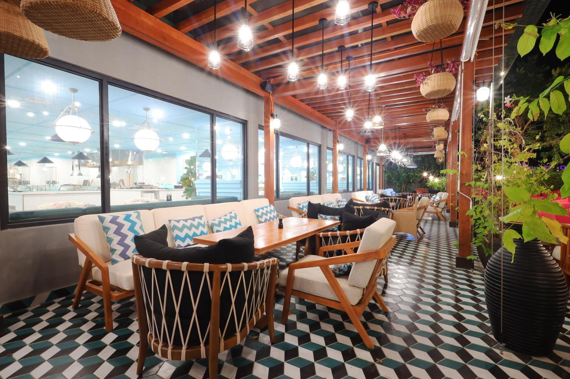 The Riyaz Lavanya Langkawi Pantai Cenang  Bagian luar foto The interior of the restaurant